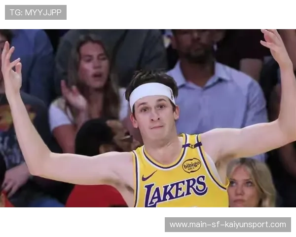 湖人“三巨头”耀眼夜：他们合砍75分，重新点燃冠军梦想